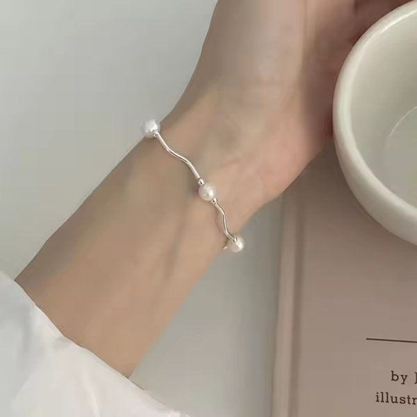 Silver Pearl Bracelet - Image 3