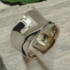 irregular folds silver ring