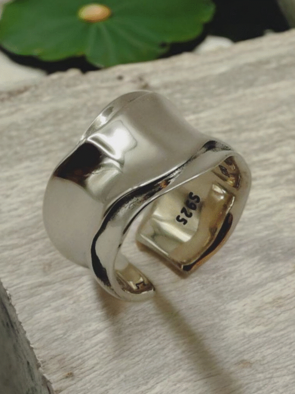 irregular folds silver ring